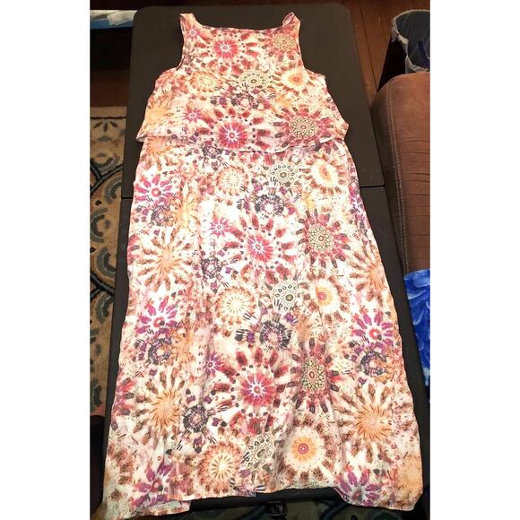 Women's Medium Sleeveless Printed Overlay Long Maxi Dress - Picture 5 of 10